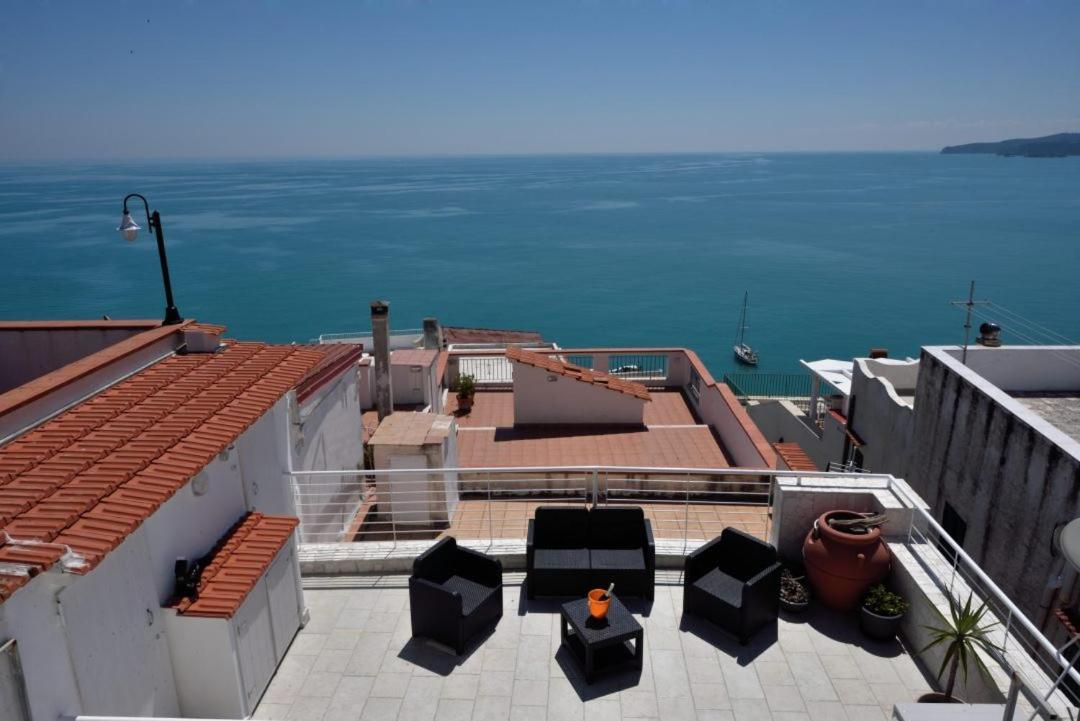 La Casa Del Geko Lägenhet Vieste Exteriör bild